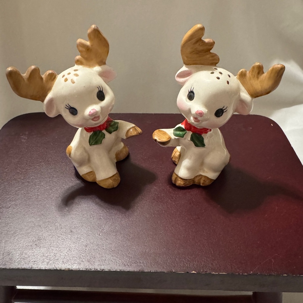 Charming Vintage Lefton Holiday Reindeer Figurines - White and Brown